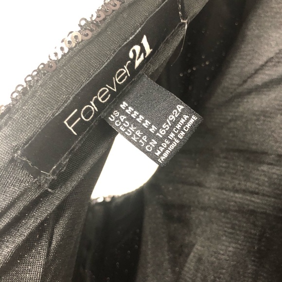 Forever 21 Short Sleeve Sequin Dress - Picture 4 of 4